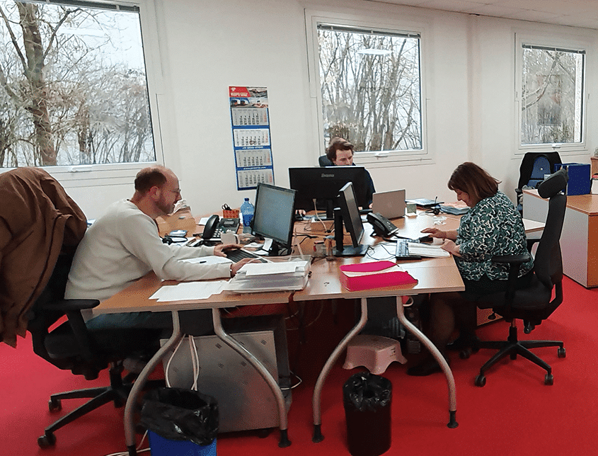 25apg-paris-cargo-1-2